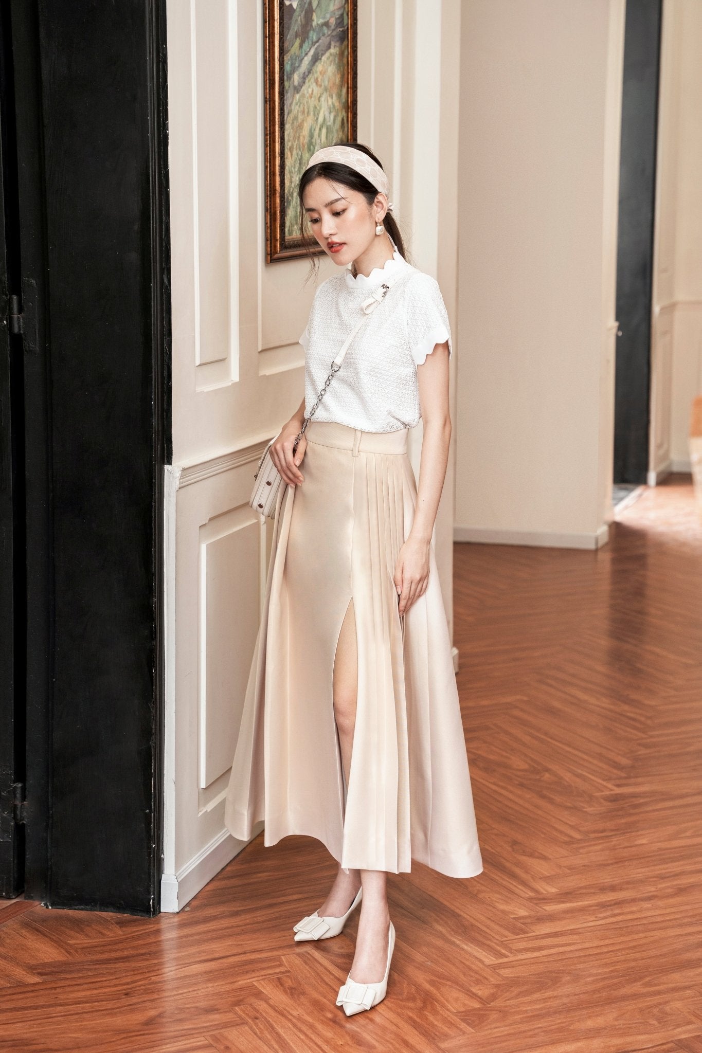 Branton Slit High Waist Sandy Crepe Midi Skirt - LARMES