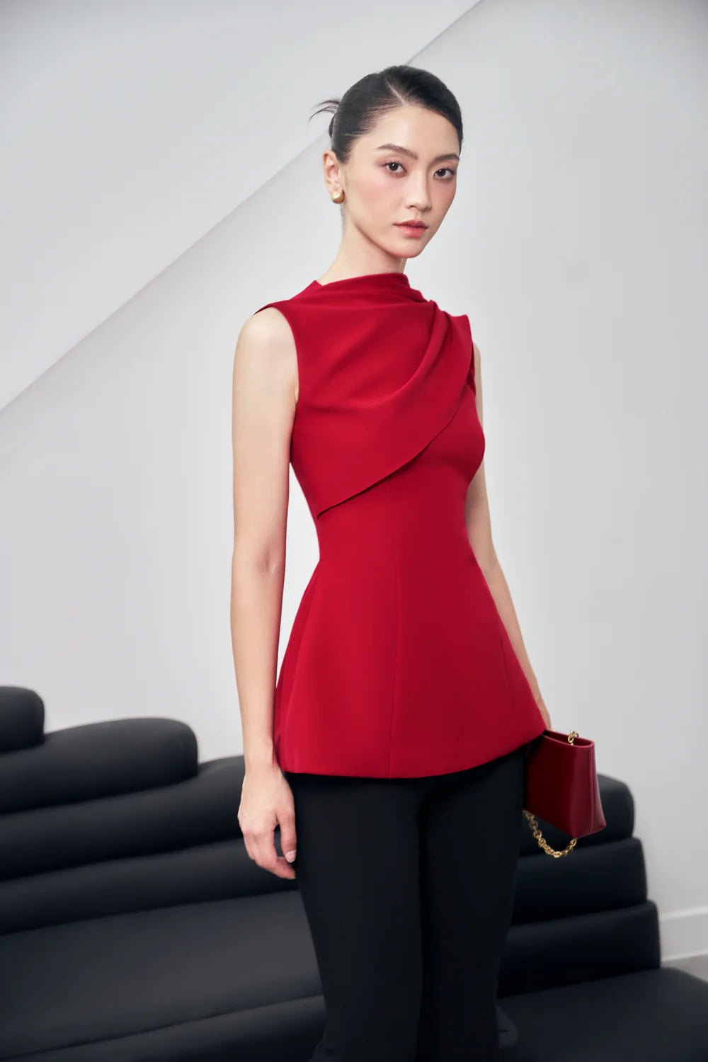 Enola Hourglass Sleeveless Cotton Blend Top - LARMES