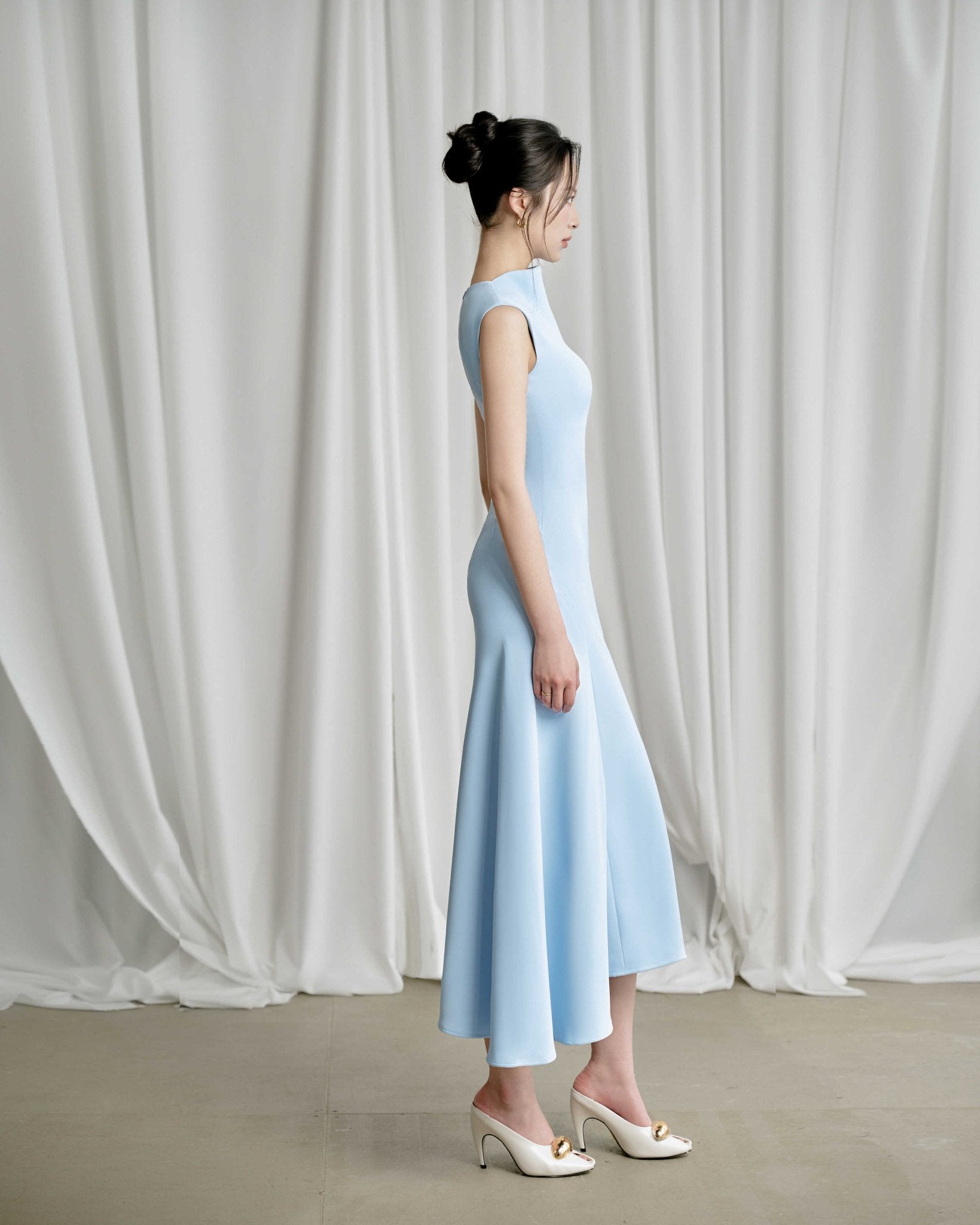 Inez A - line Sleeveless Viscose Midi Dress - LARMES