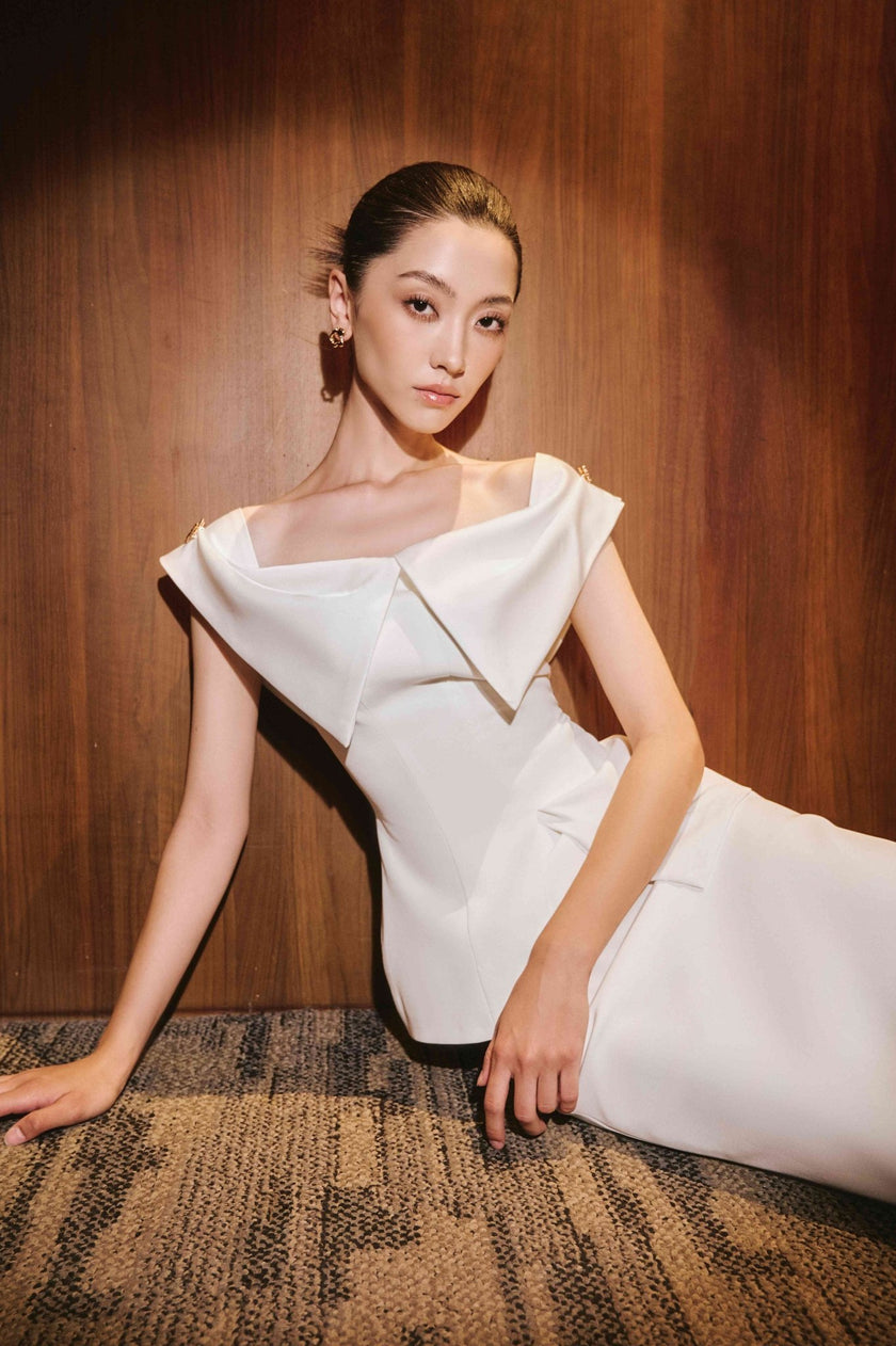 Oasis Slit Off - Shoulder Twill Top - LARMES