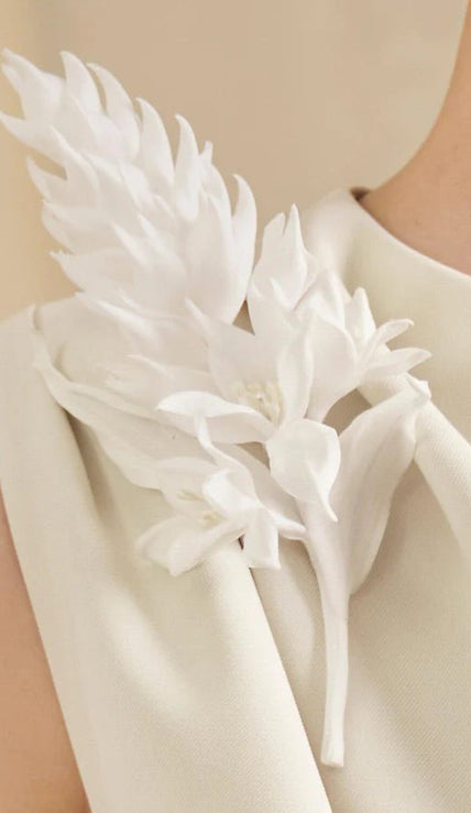 Swan Floral Brooch - LARMES