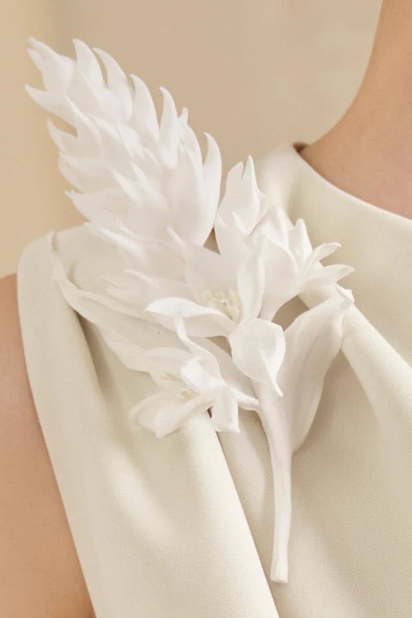 Swan Floral Brooch - LARMES